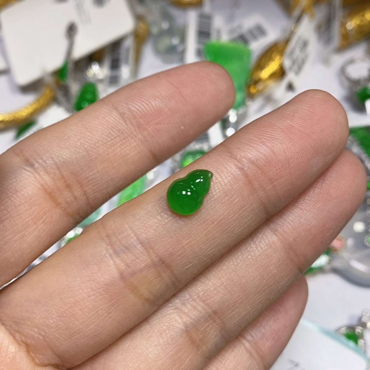 【闪购商品】颈饰未镶嵌翡翠开*吊坠