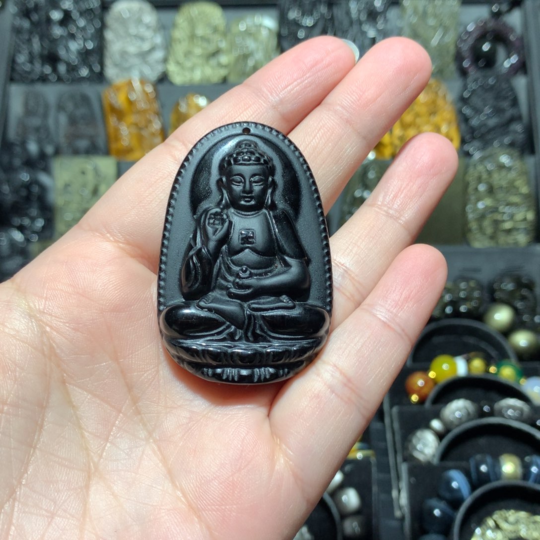 黑曜岩吊坠(赠链)未镶嵌雨**?