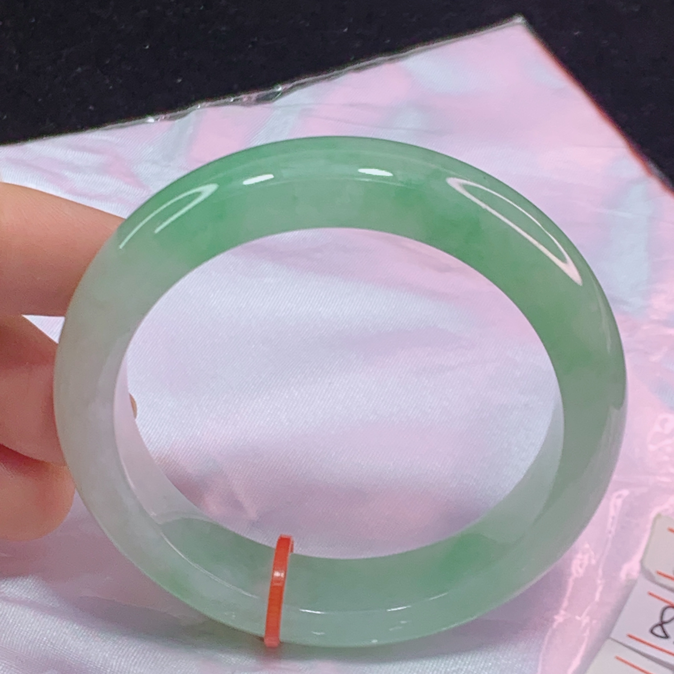 缅甸天然a货翡翠手镯冰透起光起胶高品质高质量大气冰绿5455