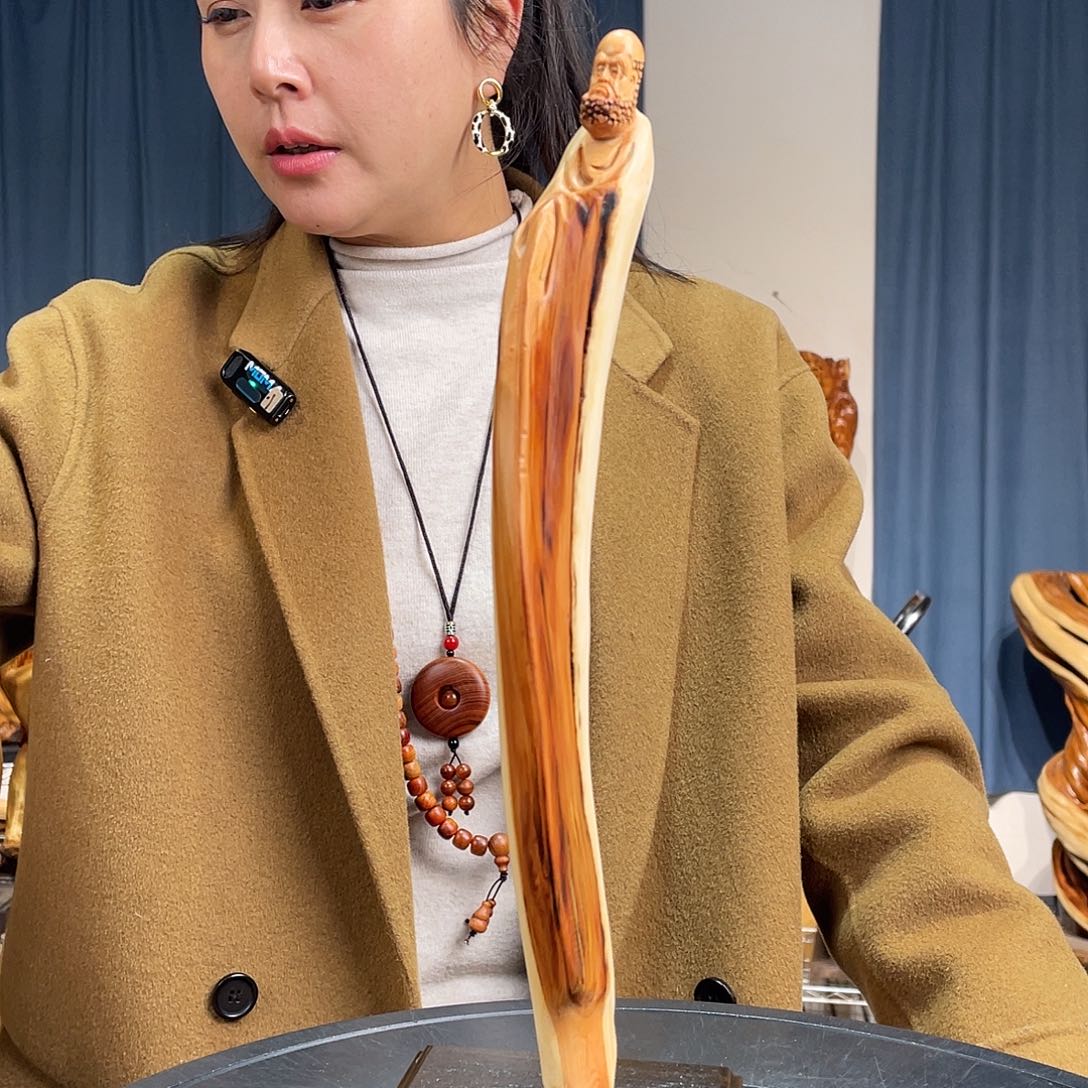 柏木（崖柏）随型艺术根雕