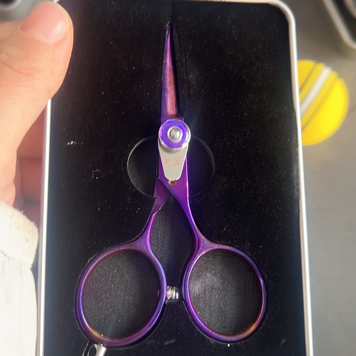 鬼工剪刀紫色带福利球