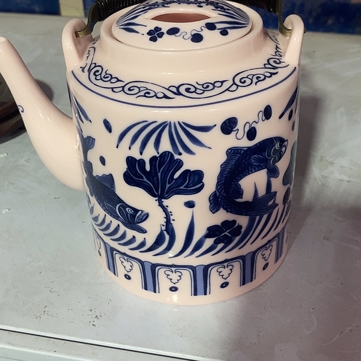 摆件陶红稀土鱼藻提梁壶