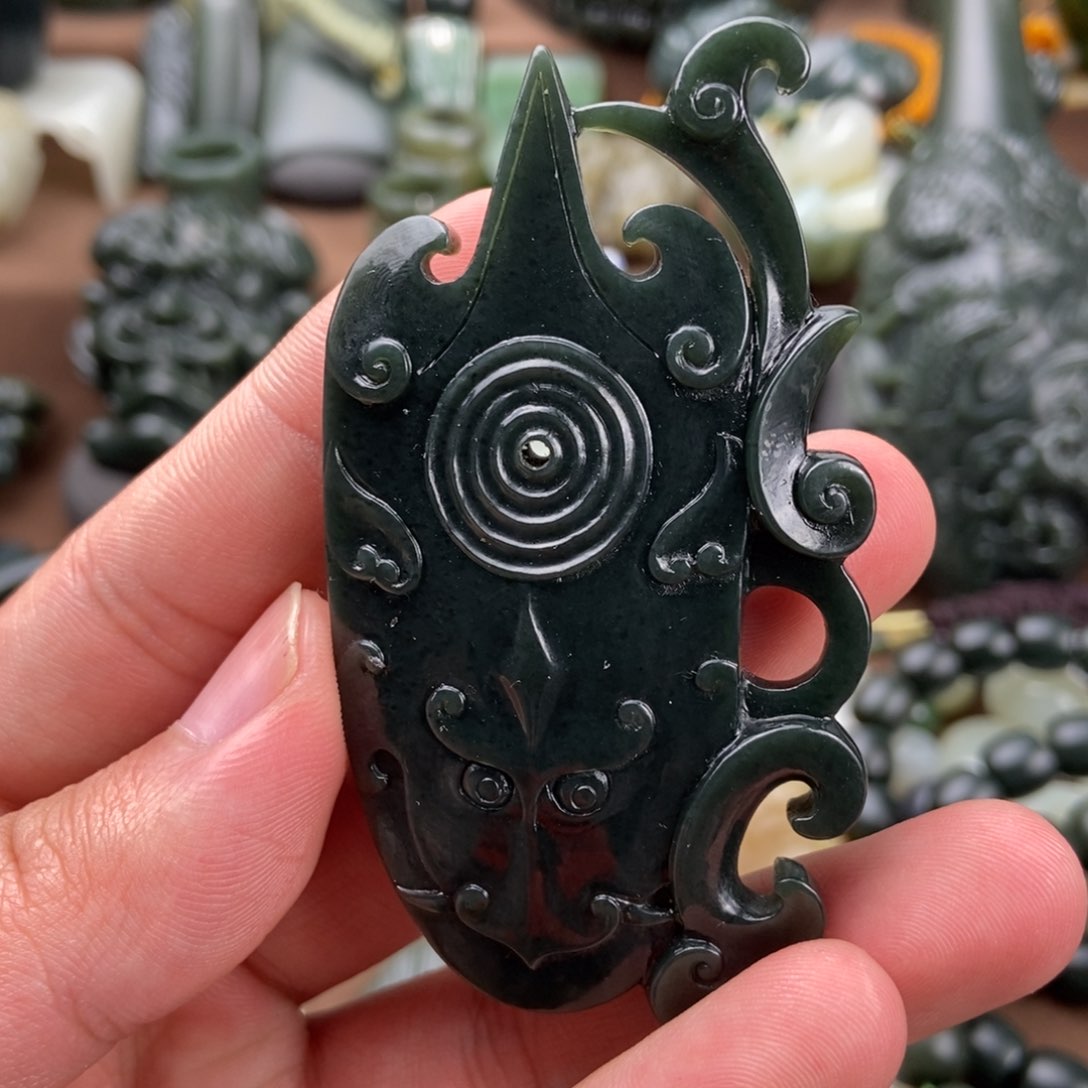 和田玉摆件未镶嵌