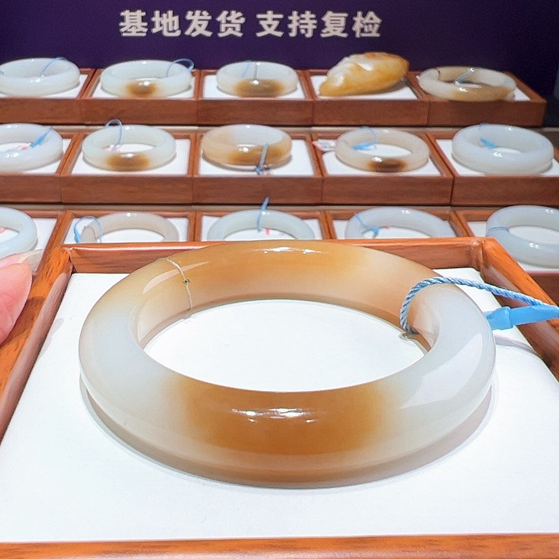 和田玉手镯50/51未镶嵌