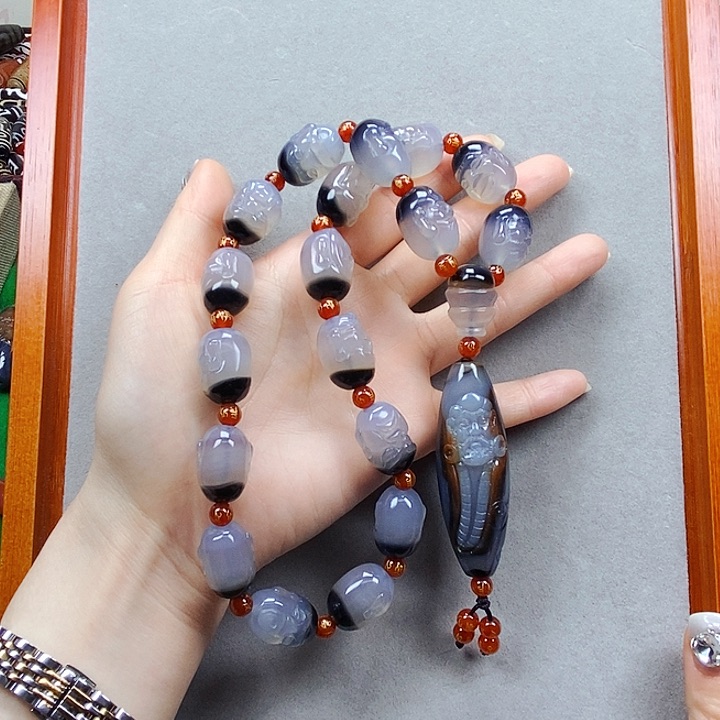 玛瑙/玉髓手持未镶嵌