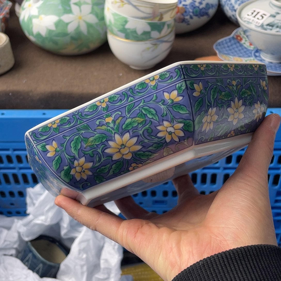 可****瓷片我是一只小小鸟啊哈哈我