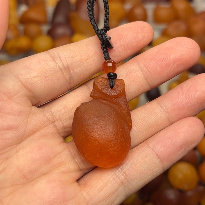 裸石琥珀未镶嵌天然蜜蜡吊坠