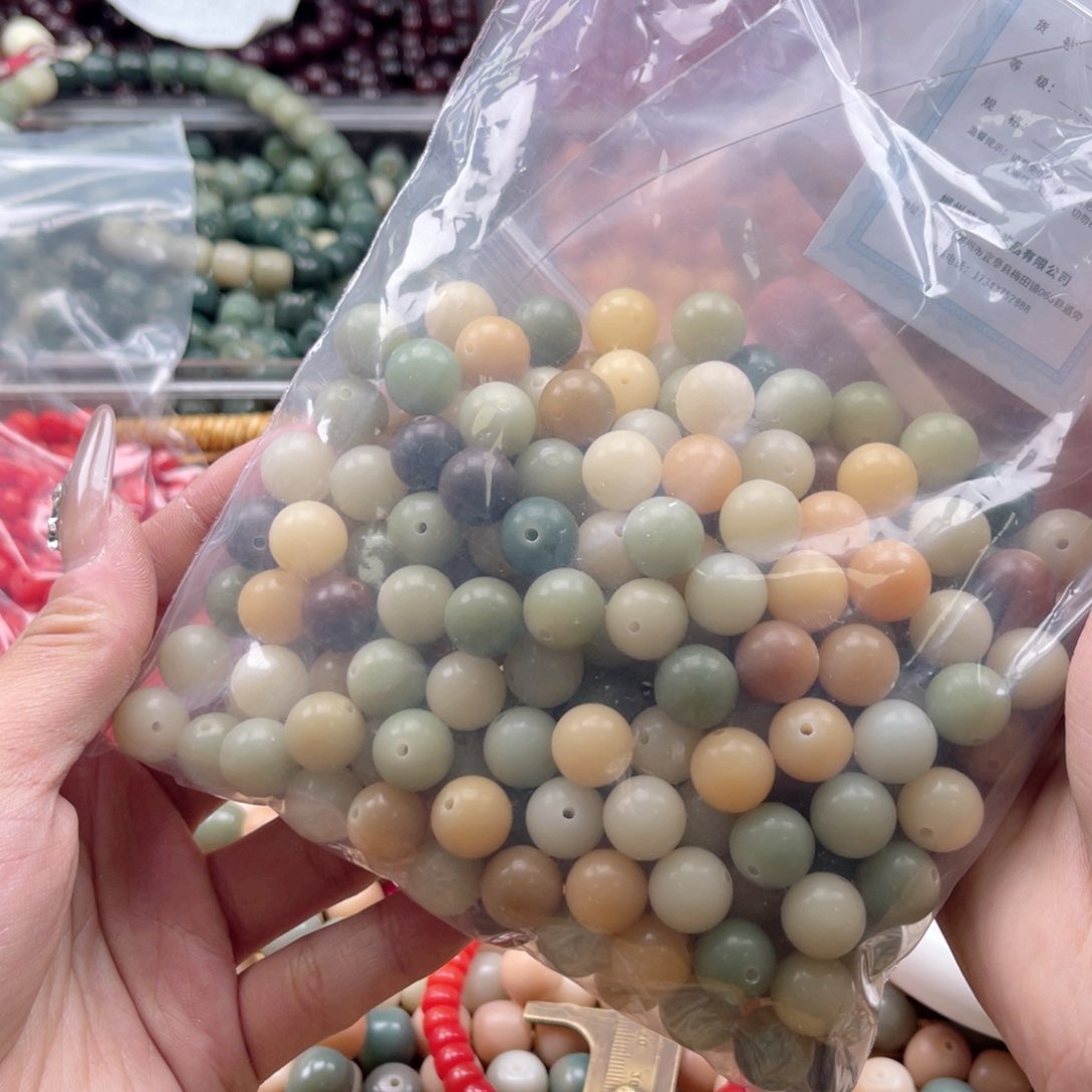 白玉菩提吊坠z z锅底福利不售后。牛油果260