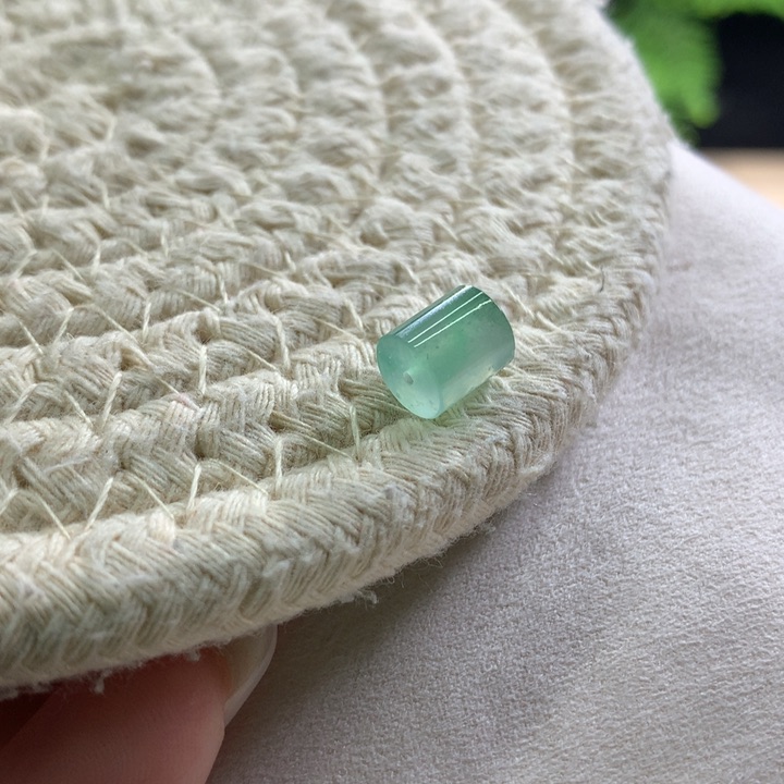 翡翠散珠天然翡翠卡7.5