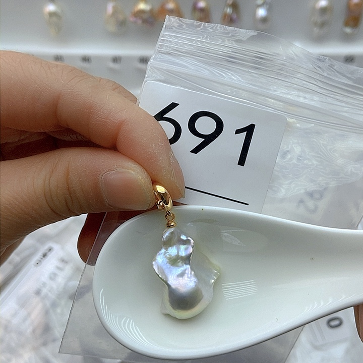 淡水珍珠颈饰未镶嵌