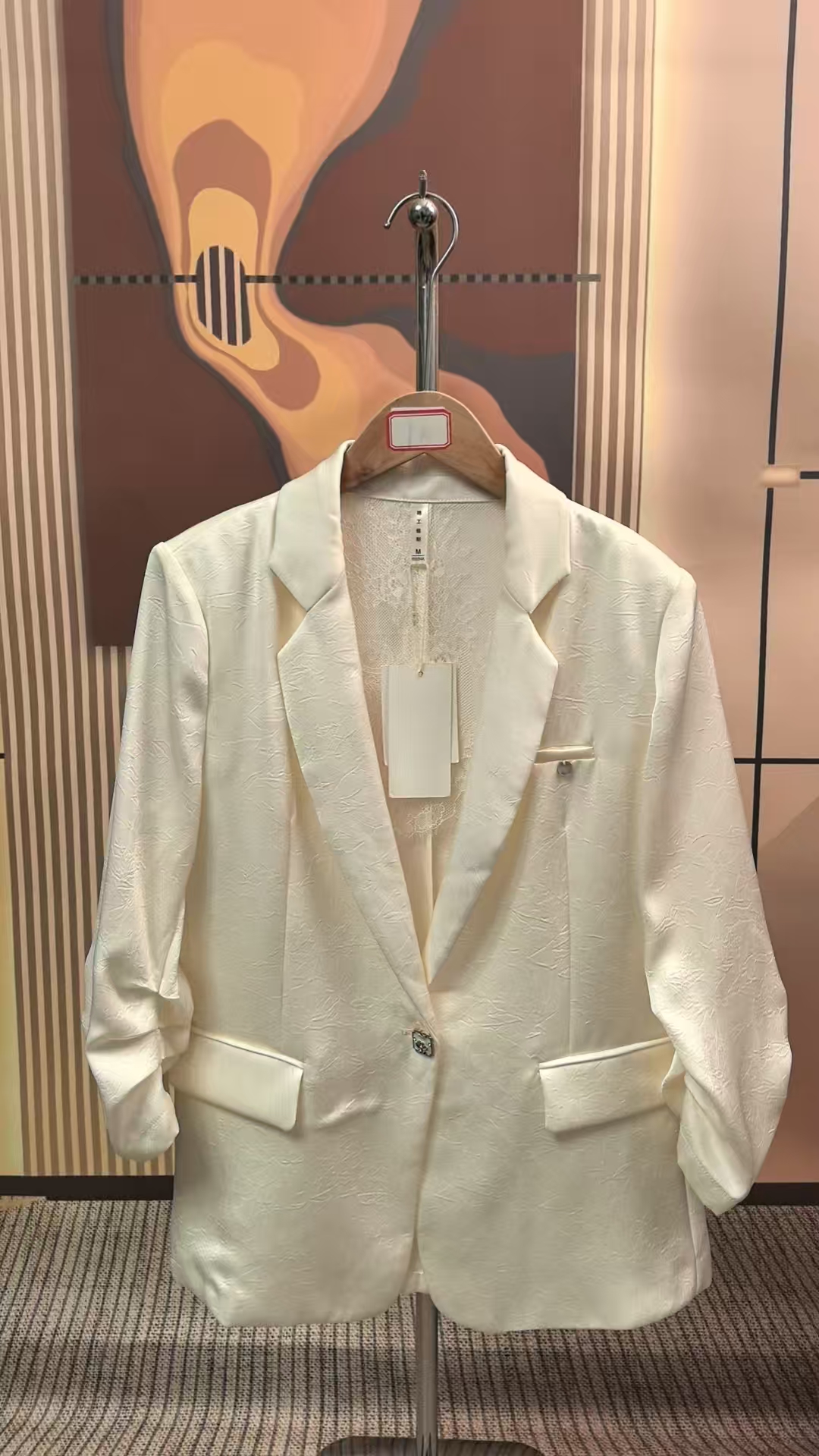 晓晓家2025高端撤柜上衣178