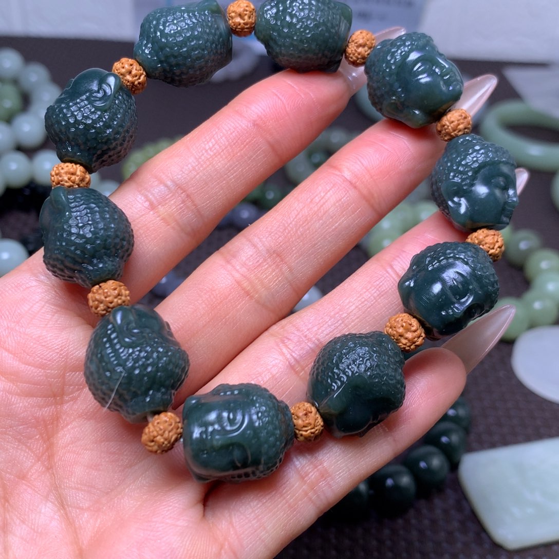 和田玉未镶嵌手串