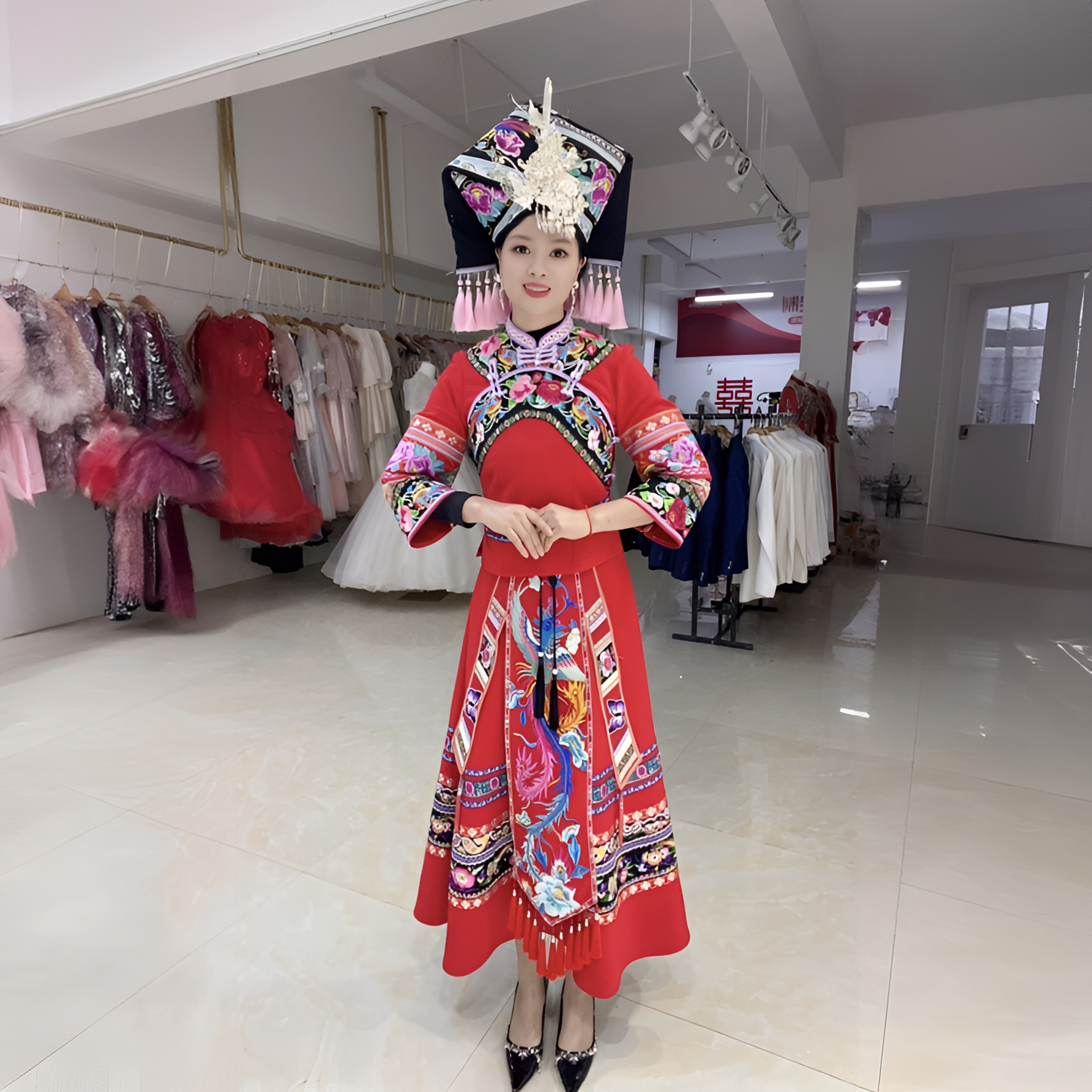 民族风红色婚服生活装舞台装服饰