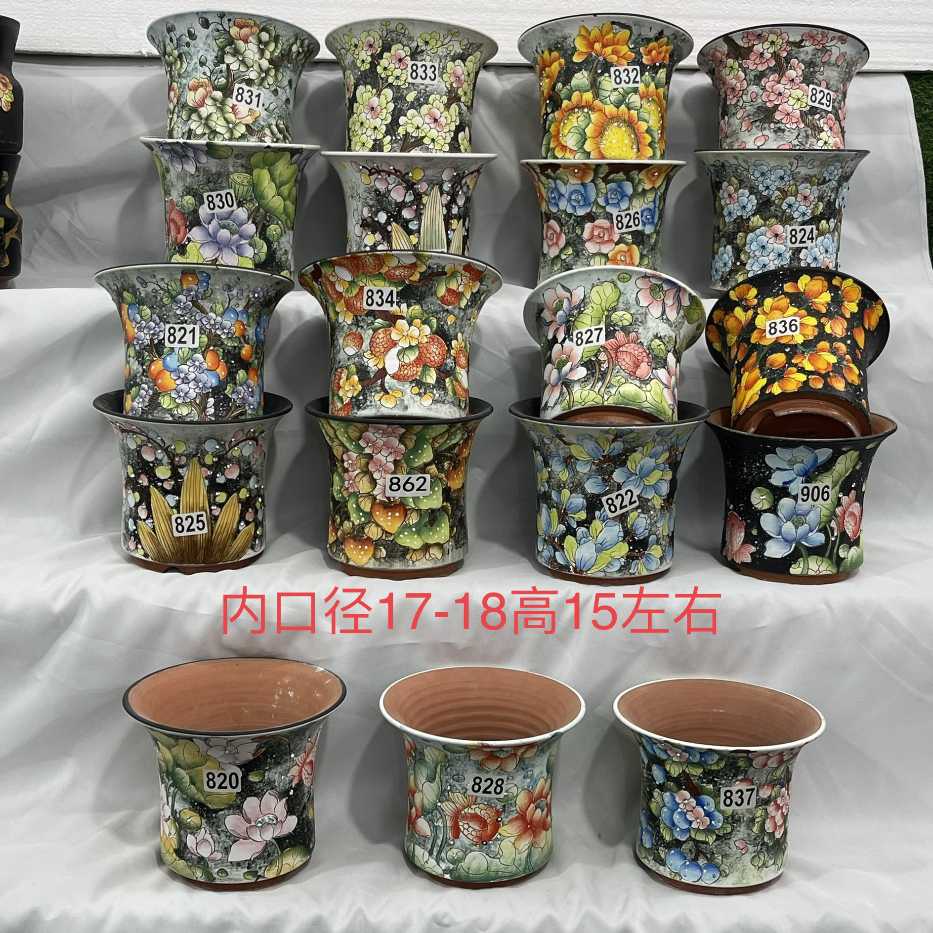 景德镇依依老师手绘万象花盆，内口17-18高15左右，红陶材质，透气好