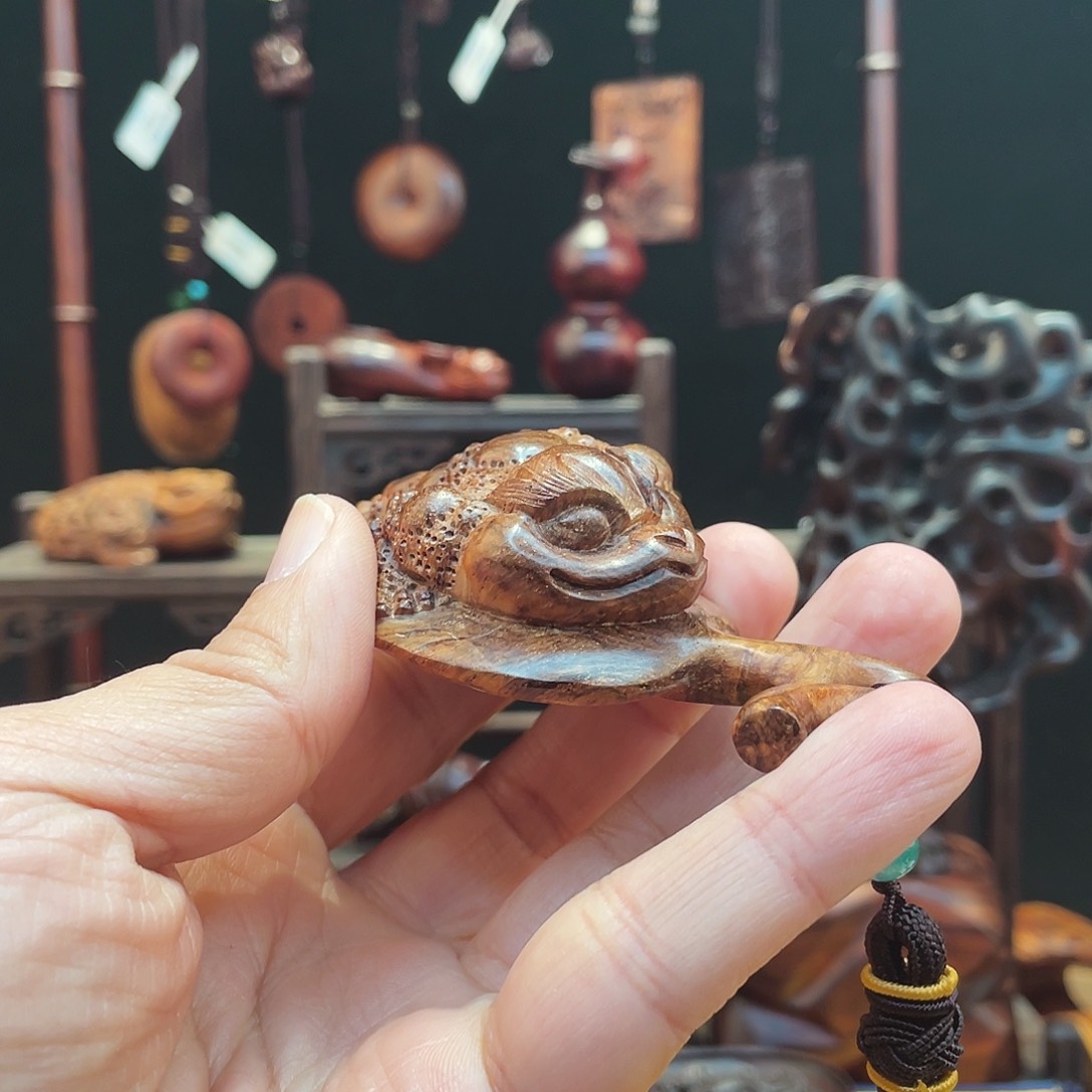 黄花梨/降香黄檀自****手金蟾