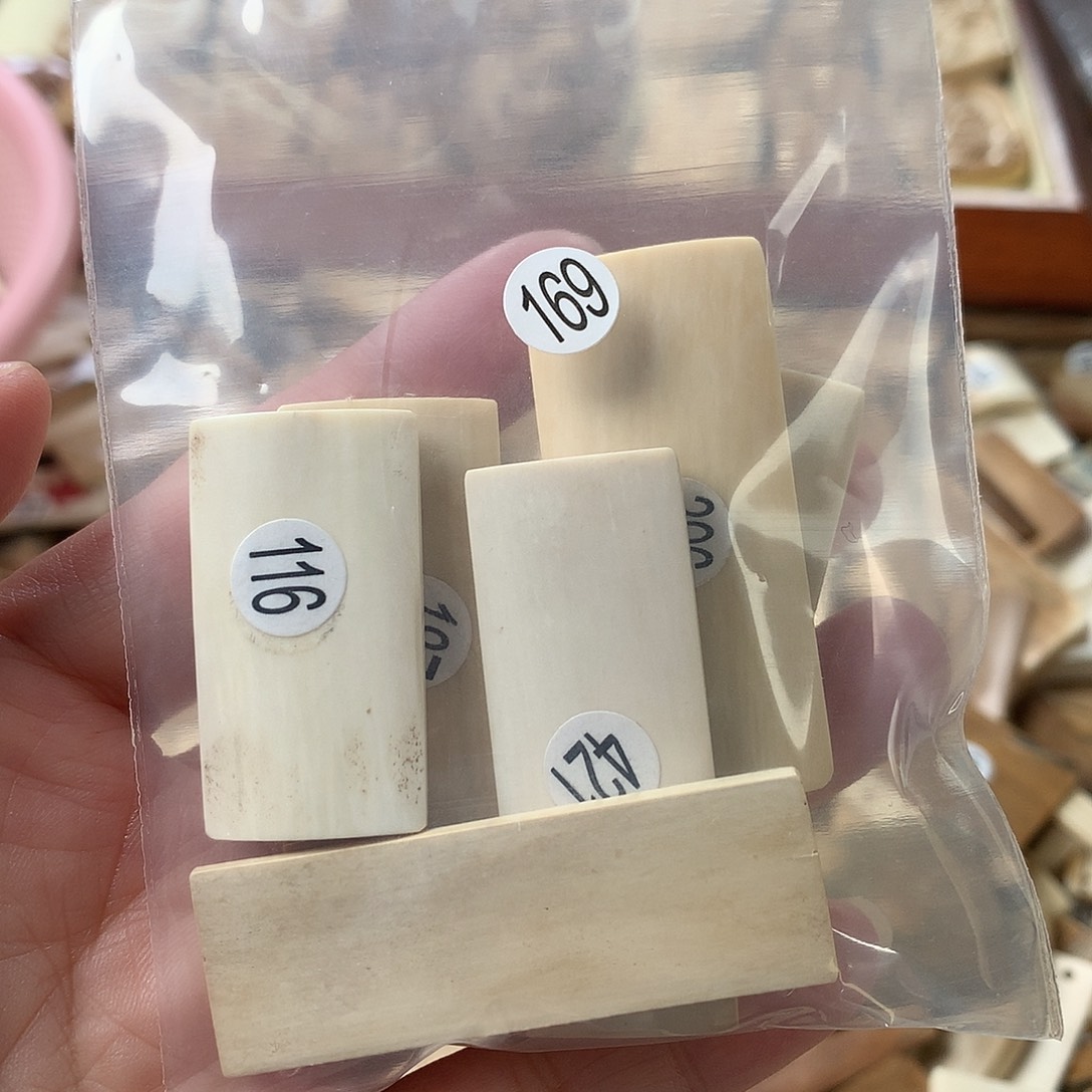 泥塑不打孔联系客服