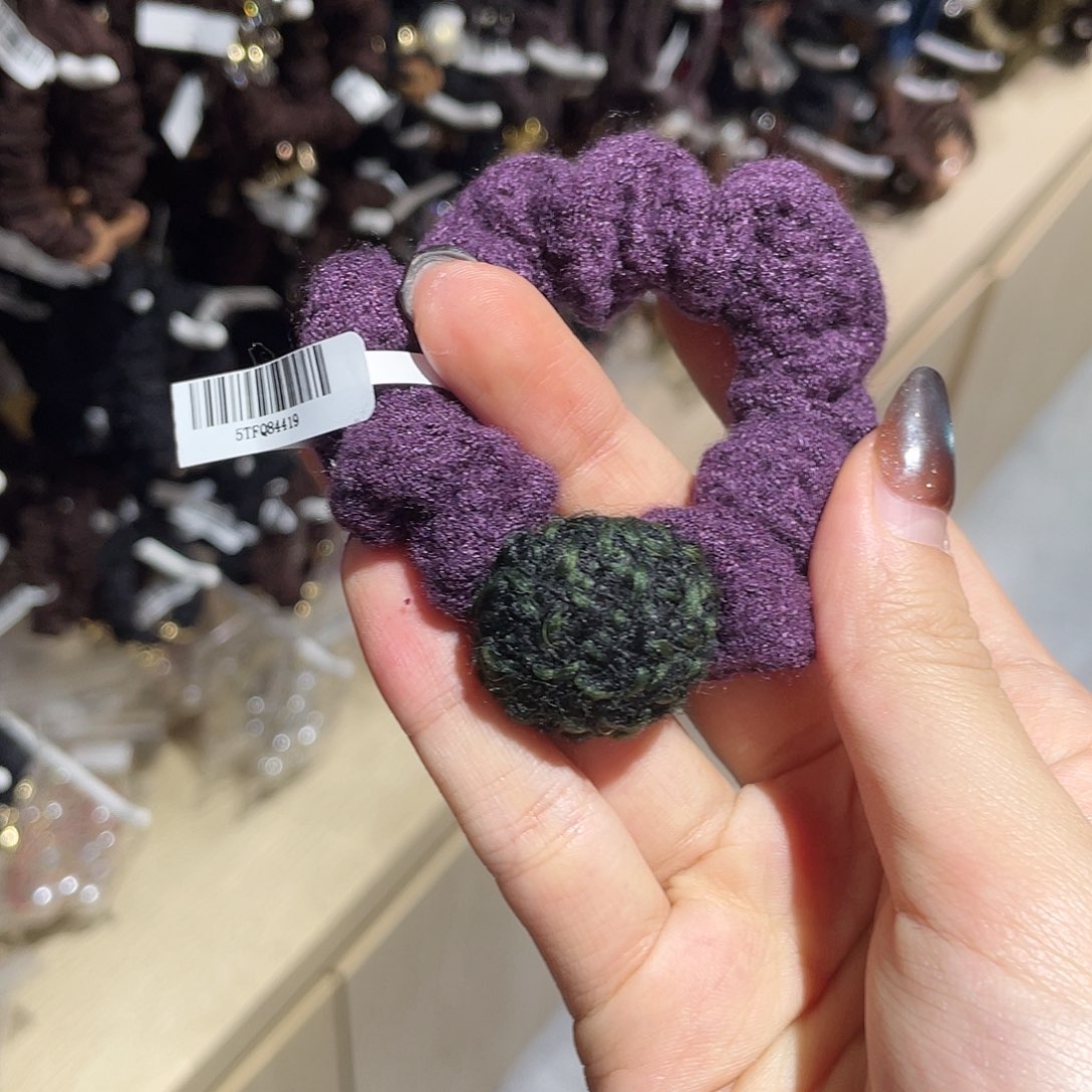 非金属紫色绿球发绳