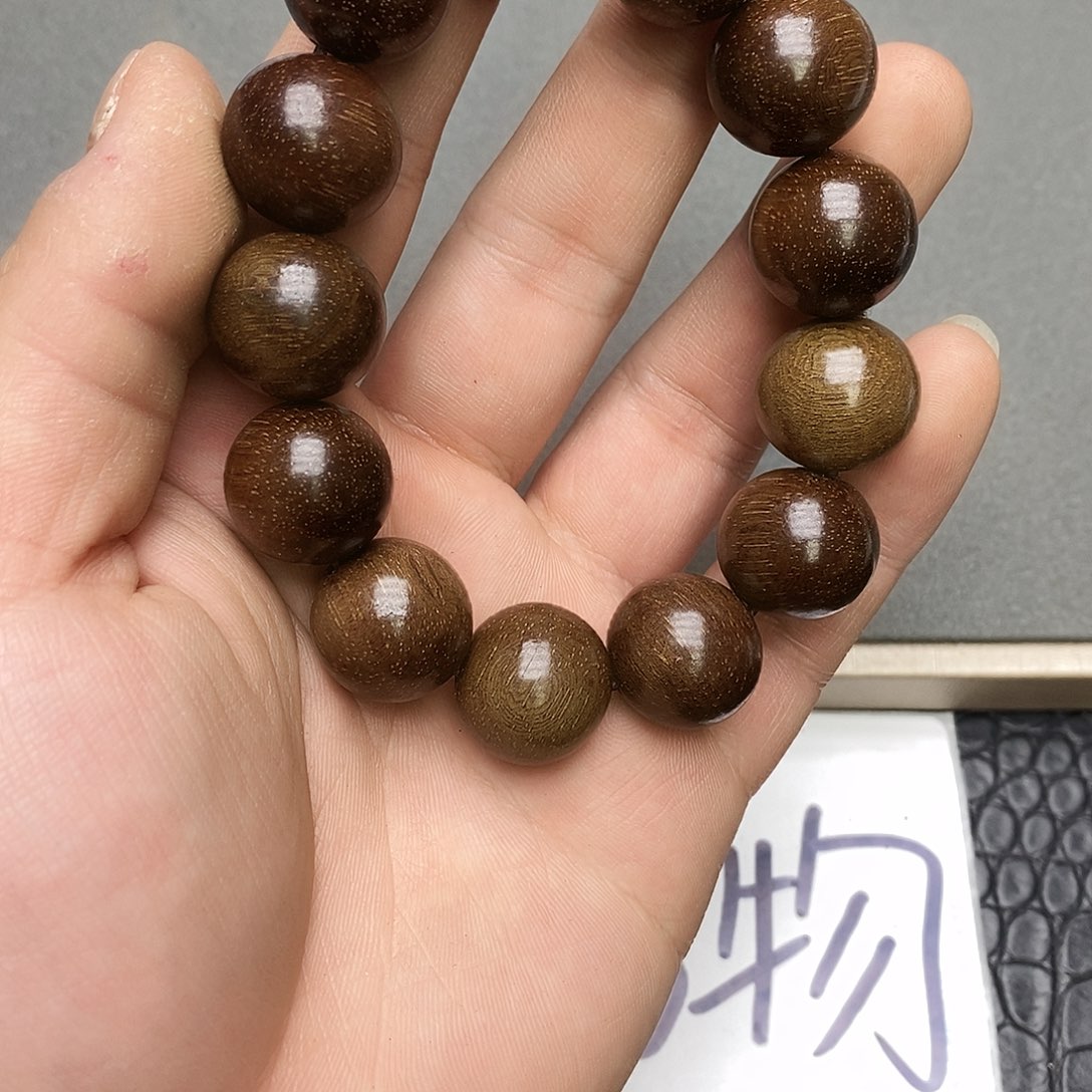 沉香沉香碎屑32加里曼丹