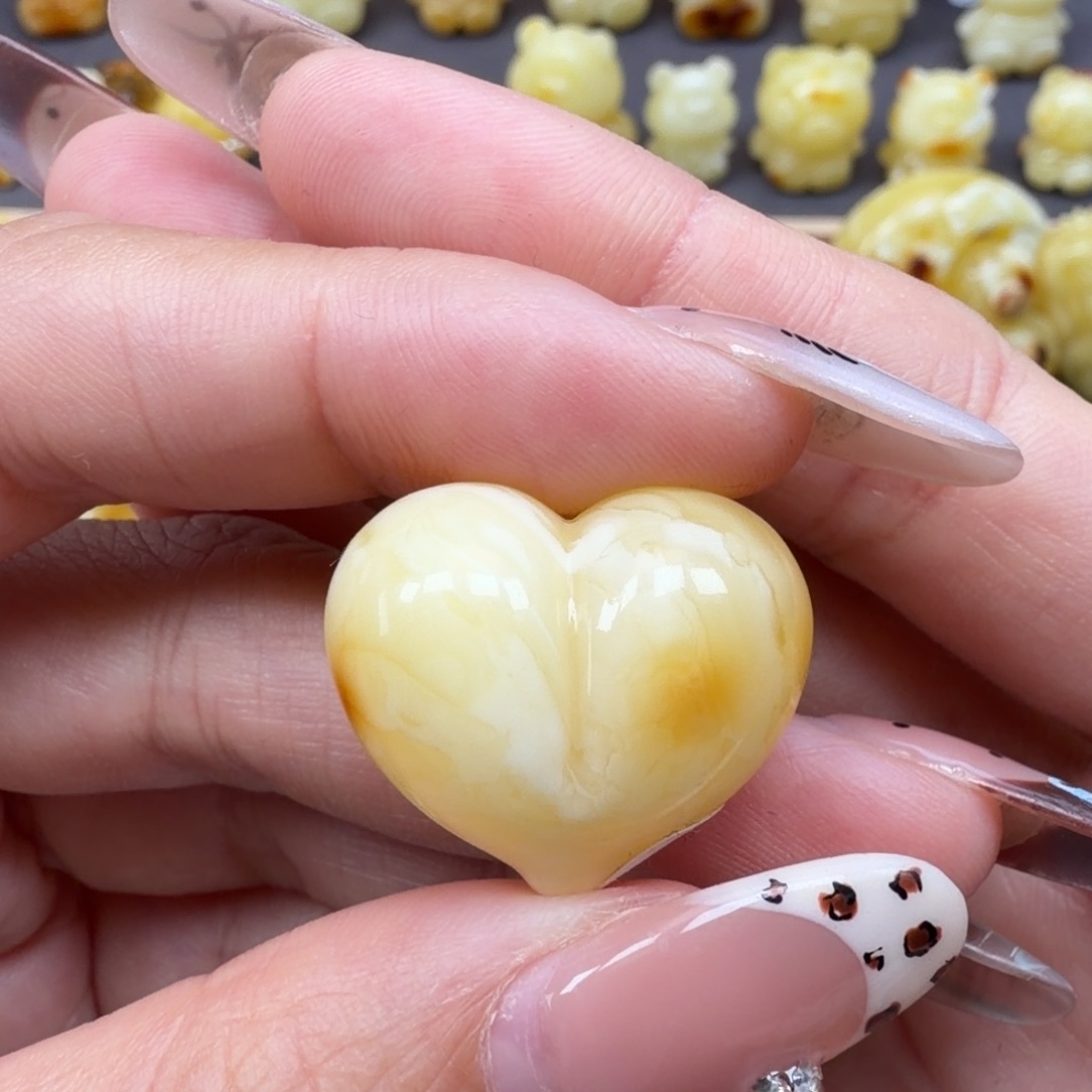 琥珀未镶嵌裸石蜜蜡