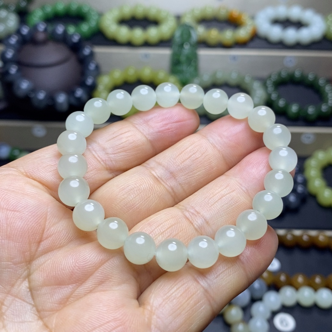 和田玉未镶嵌手串