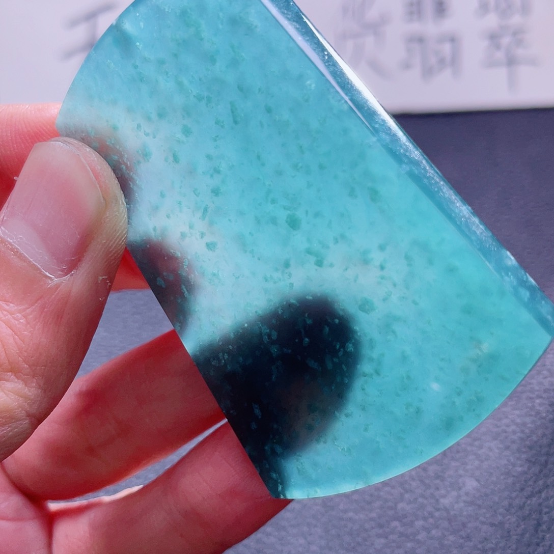 翡翠颈饰未镶嵌888888888