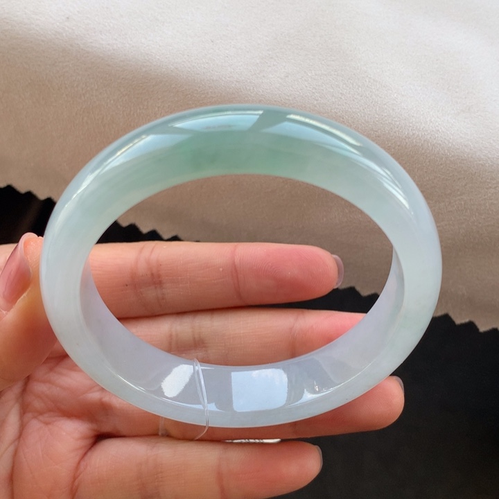 翡翠手镯未镶嵌翡翠手镯58