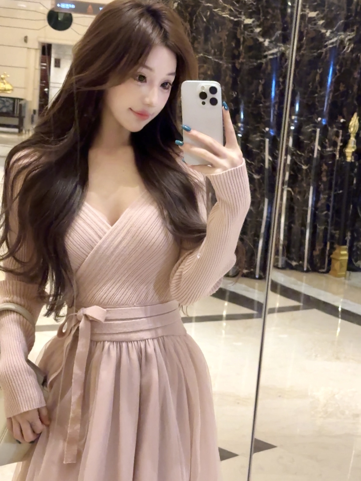 WW定制「眠落冬意」法式轻奢时尚气质收腰显瘦修身温柔秋冬连衣裙