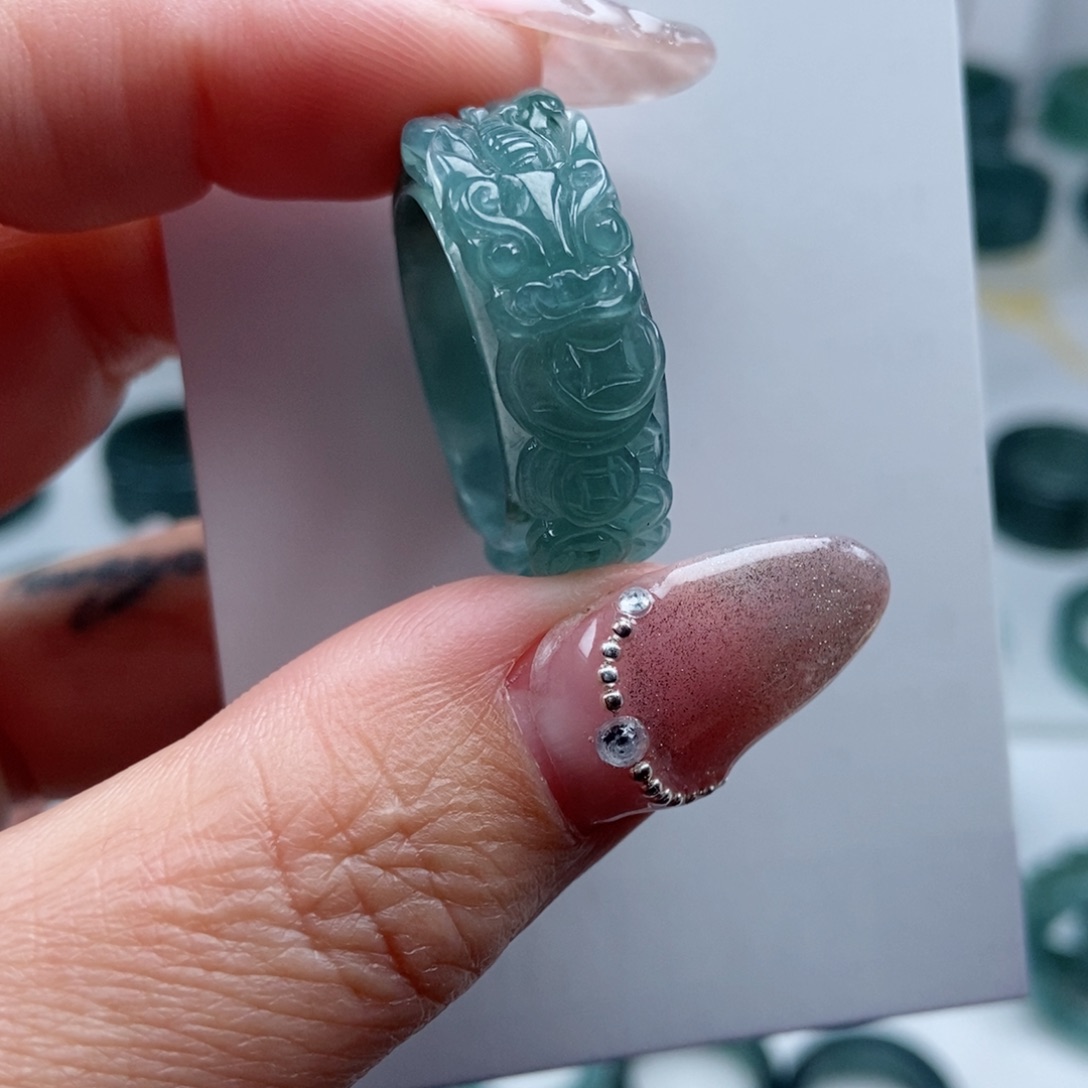 翡翠戒指未镶嵌湘****哥翡翠