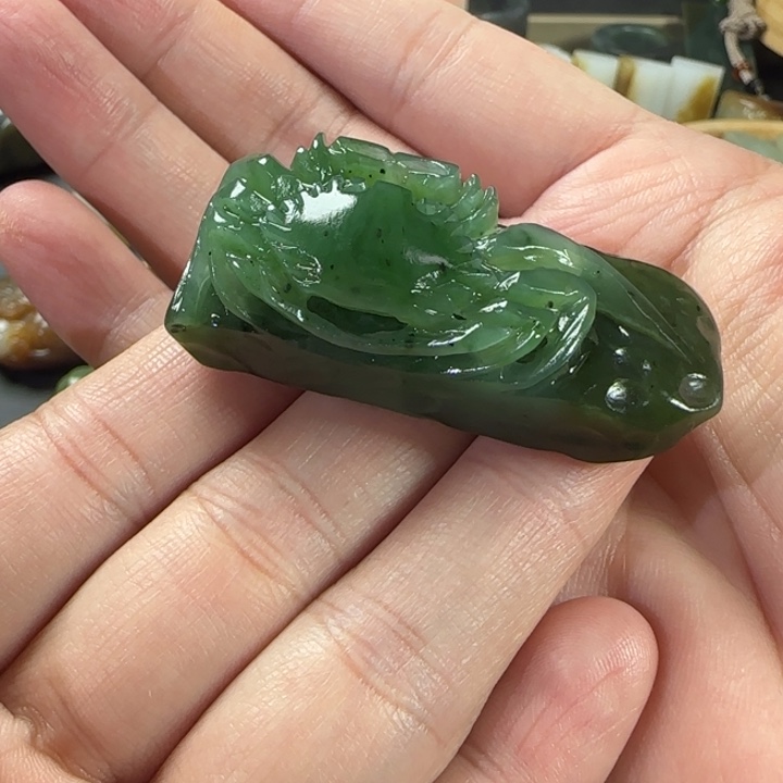 和田玉未镶嵌颈饰定制