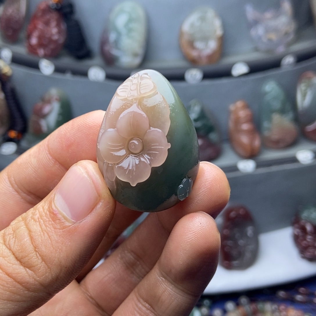 玛瑙/玉髓未镶嵌颈饰