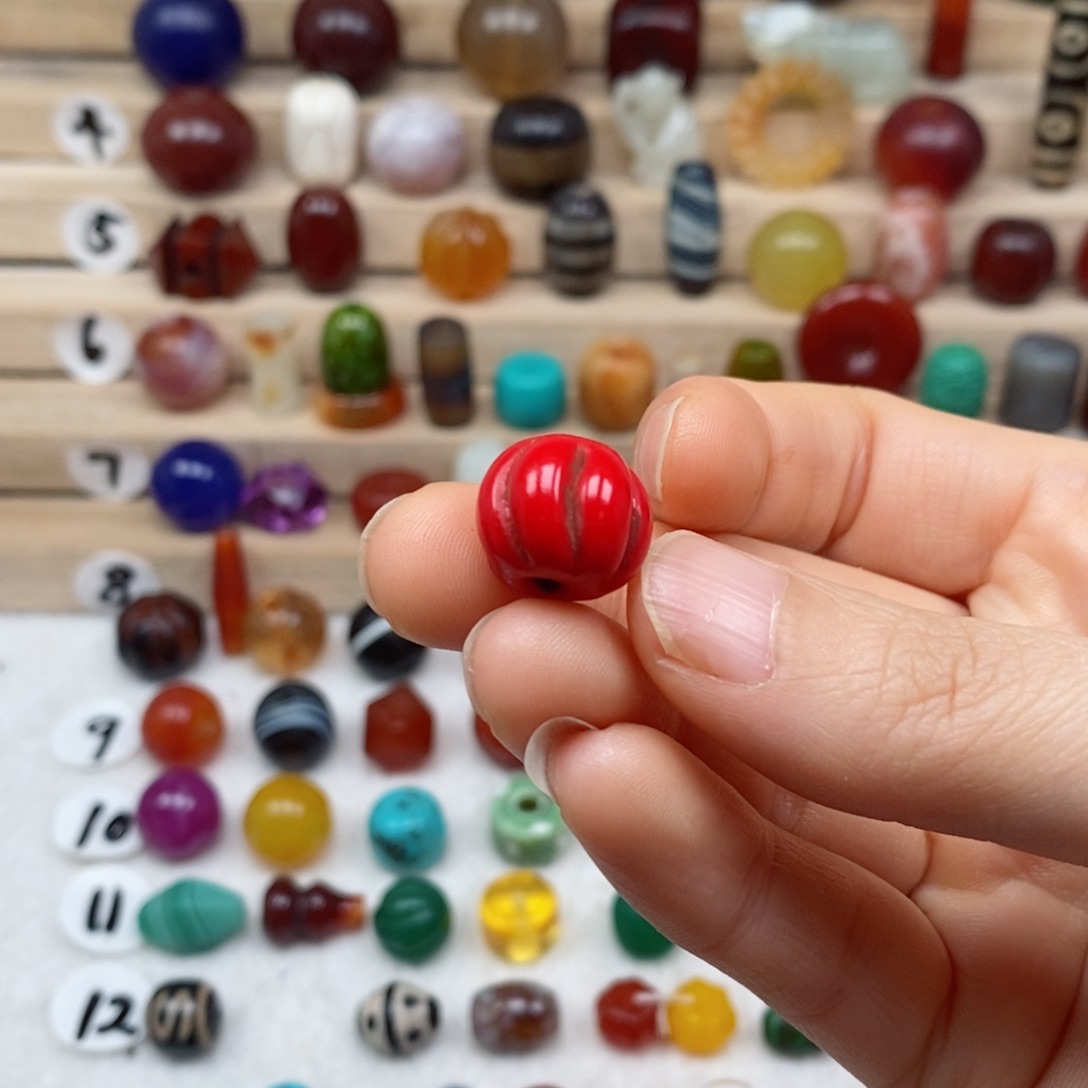 未镶嵌颈饰玛瑙/玉髓扯***影