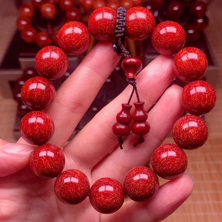 檀香紫檀（小叶紫檀）想2w