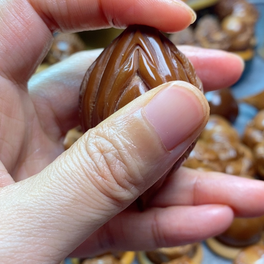 【闪购商品】香榧木橄榄核雕四面馒头