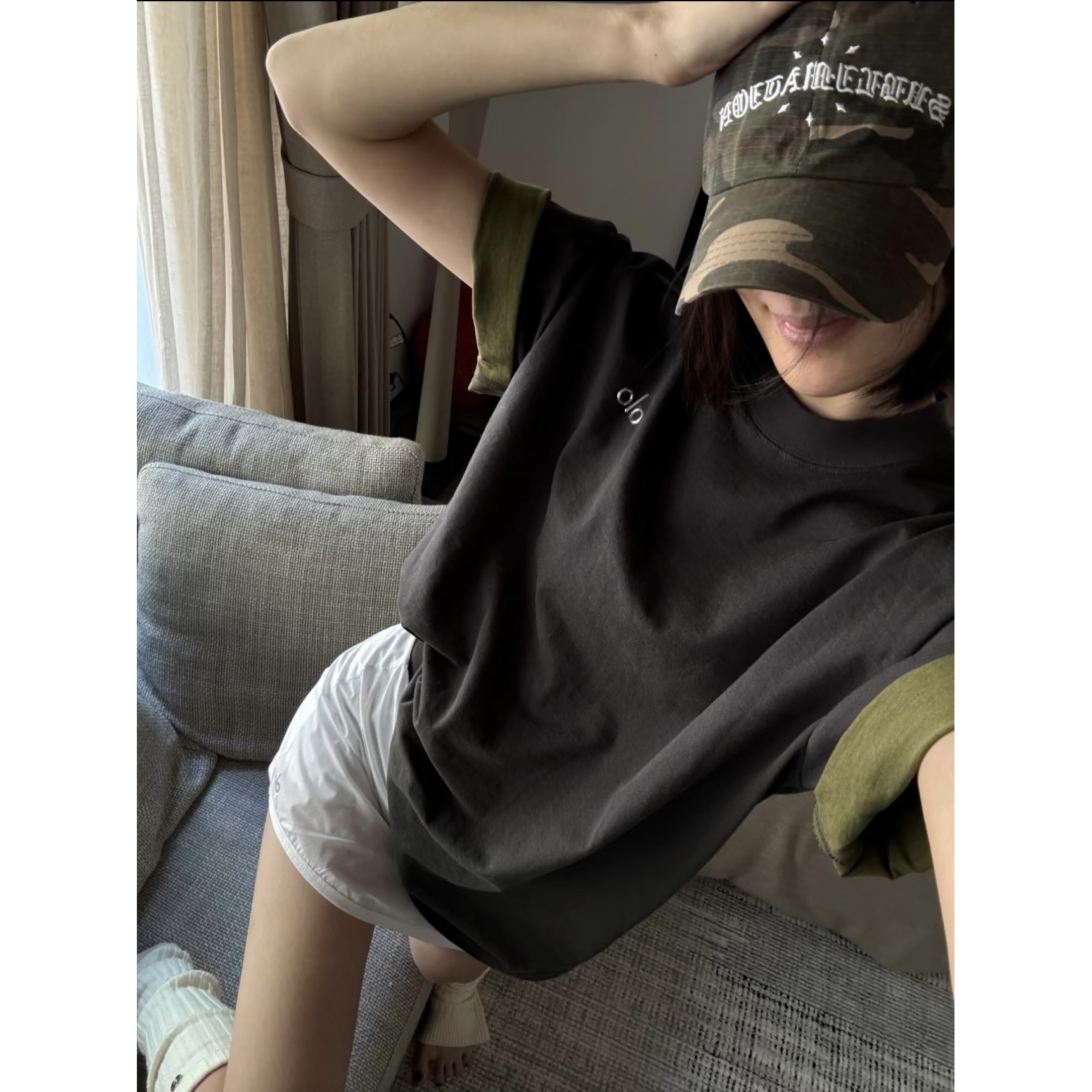 alo字母刺绣双拼袖糖果色短袖T恤 ALO-40