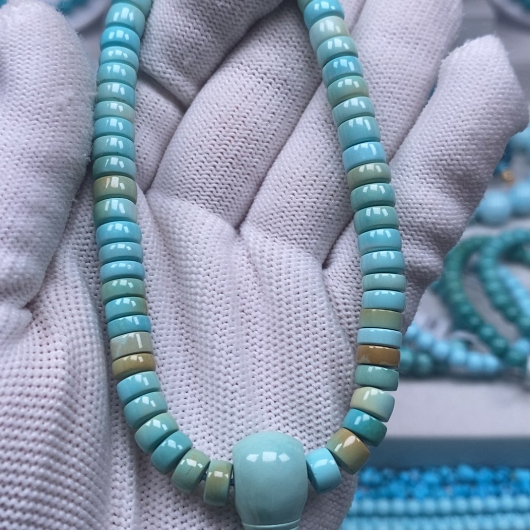 绿松石未镶嵌原矿纯干料绿松石