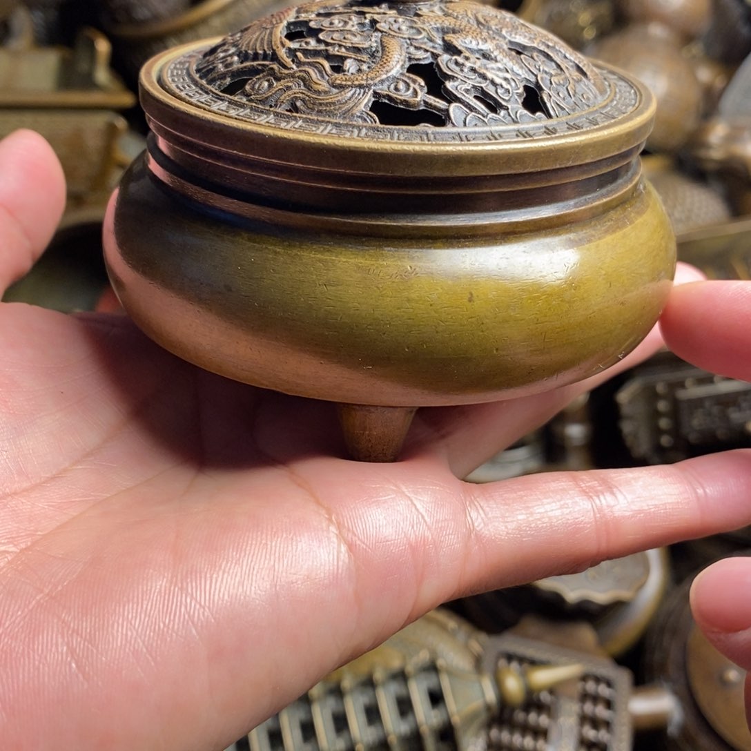 精美铜器做工精良