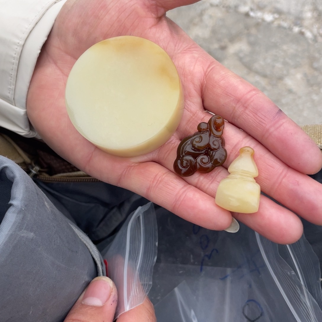 和田玉（糖玉）未镶嵌挂件下***～