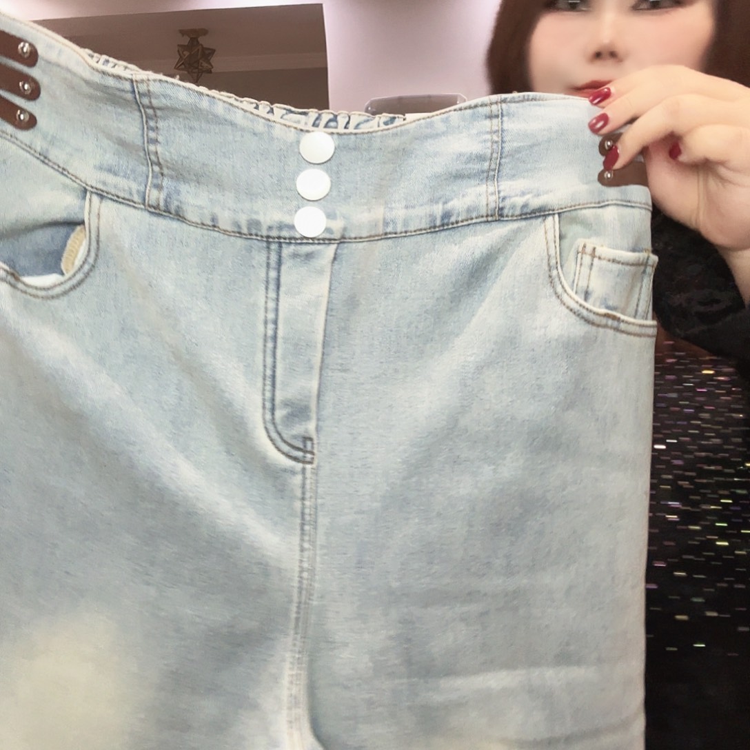 新年款高腰牛仔小脚裤5码