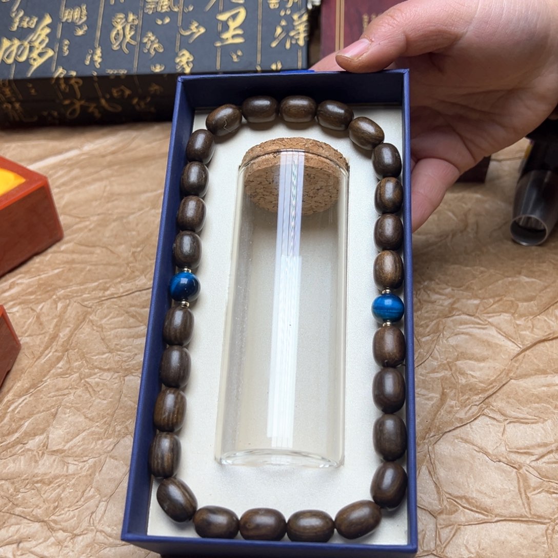 大叶紫檀（黑酸枝木类）