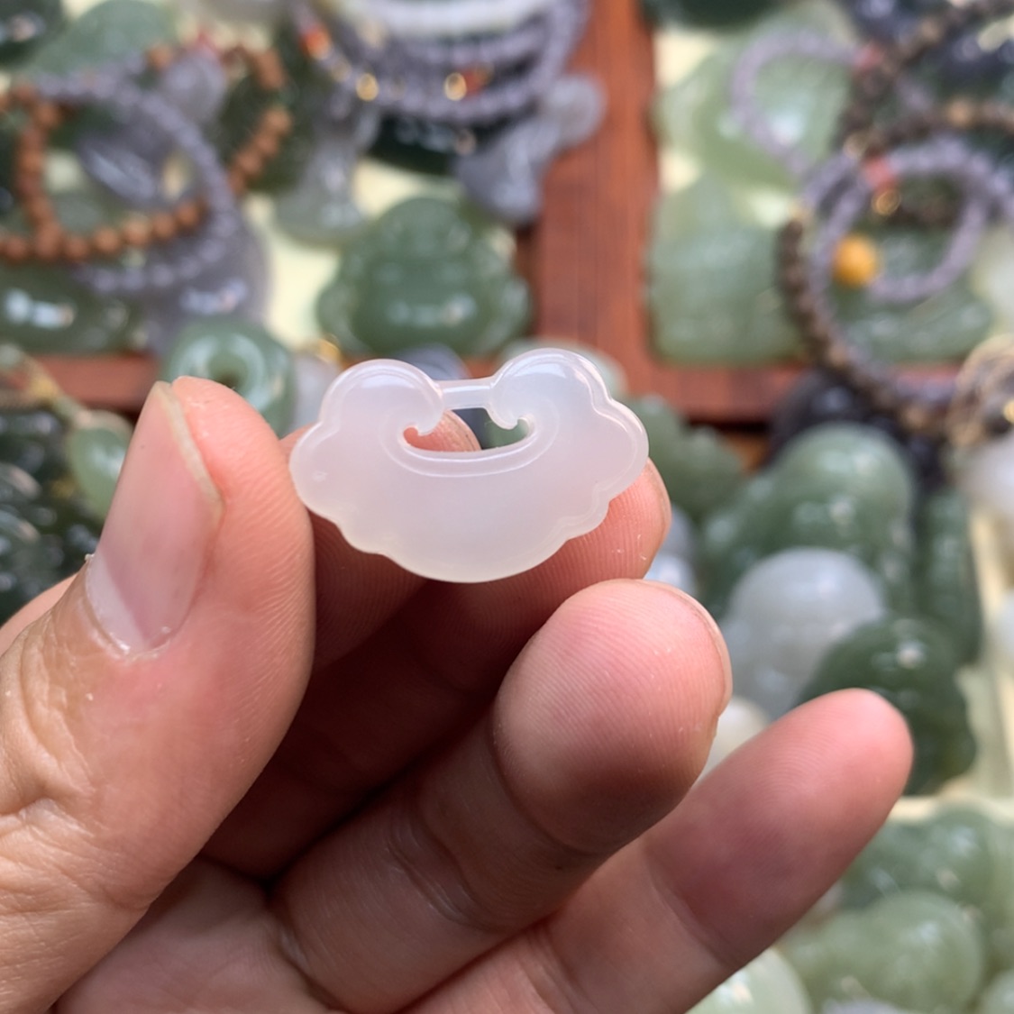 【闪购商品】颈饰未镶嵌和田玉