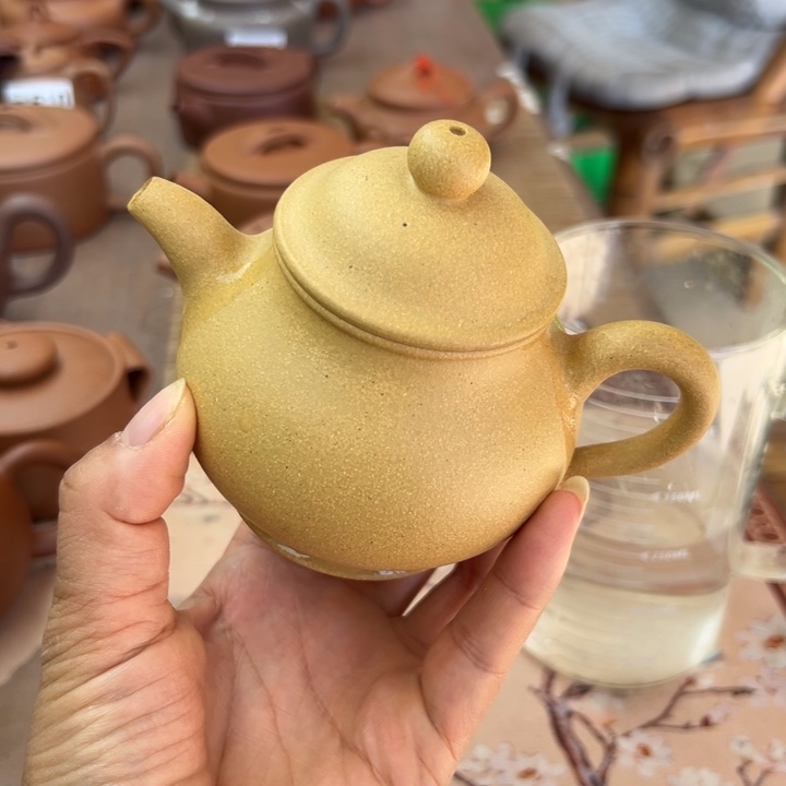 茶壶紫砂黄金段瑕疵200