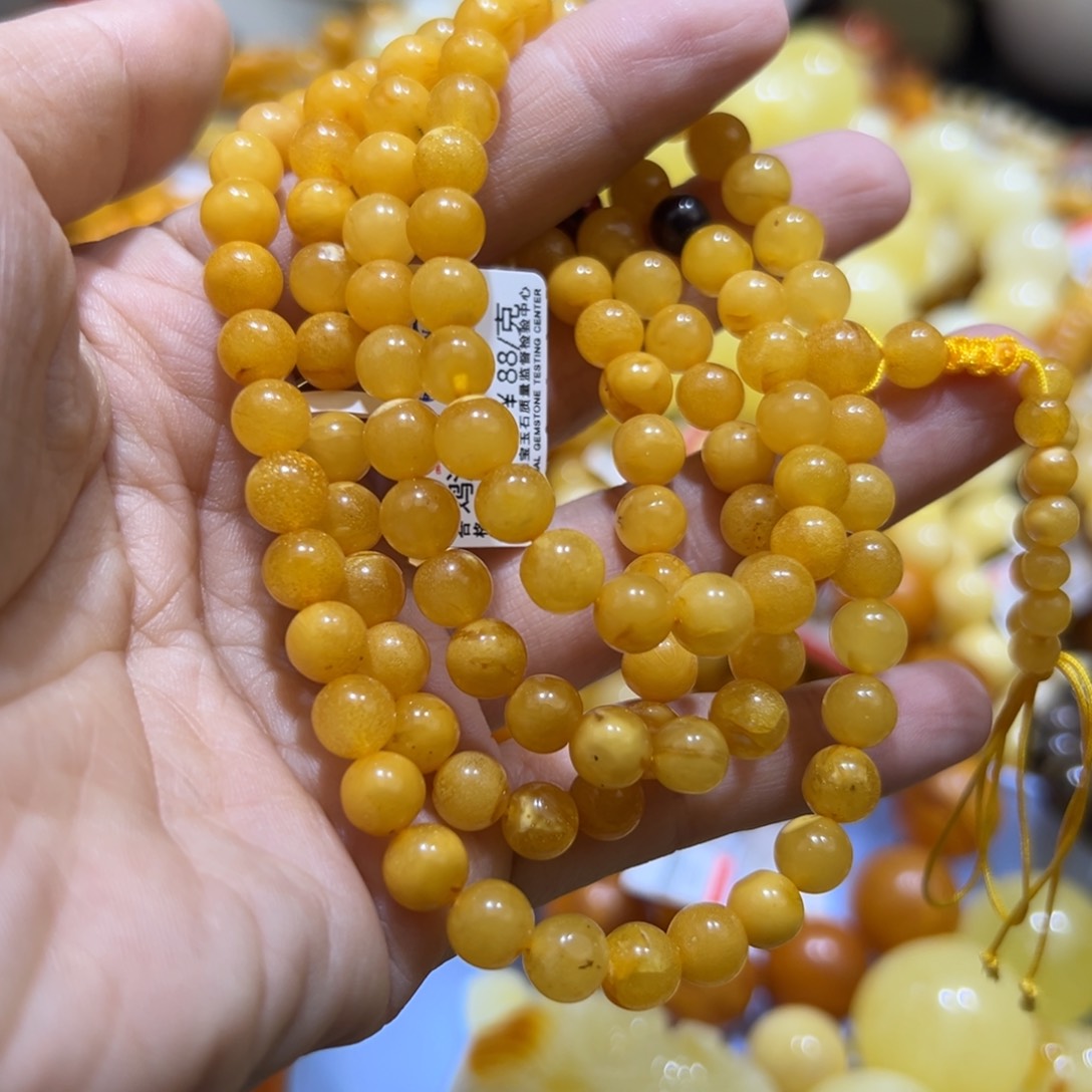 琥珀珠宝奇石未镶嵌