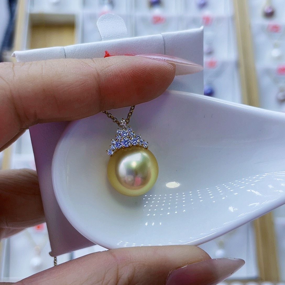 淡水珍珠18K金镶嵌吊坠(不含链)