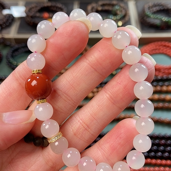 和田玉手串未镶嵌冰*