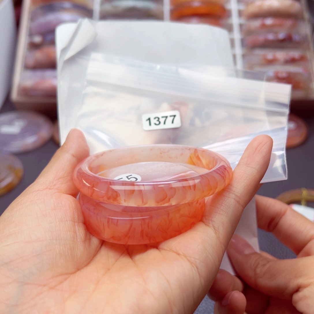 未镶嵌手链玛瑙/玉髓佳***宸