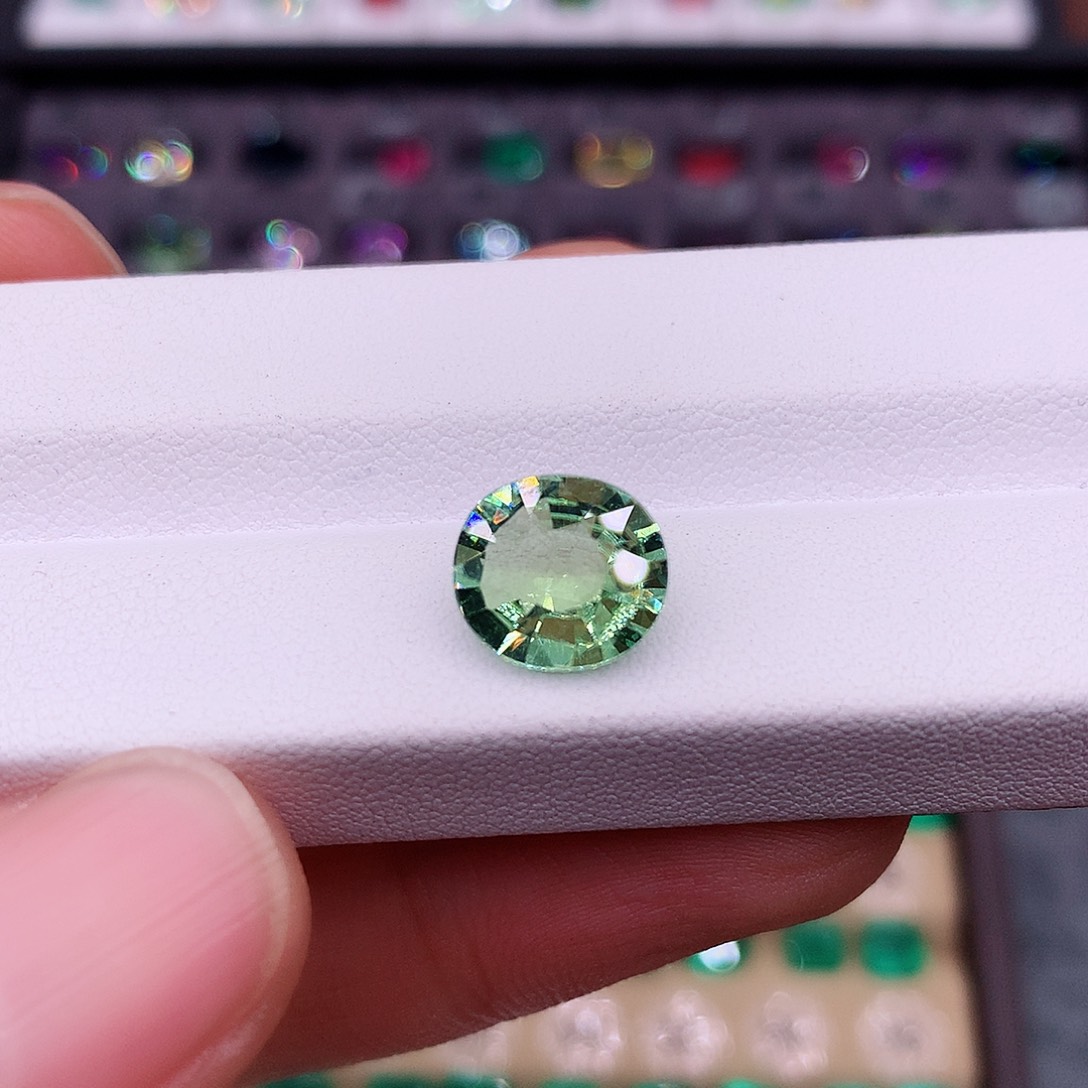 碧玺珠宝半成品未镶嵌