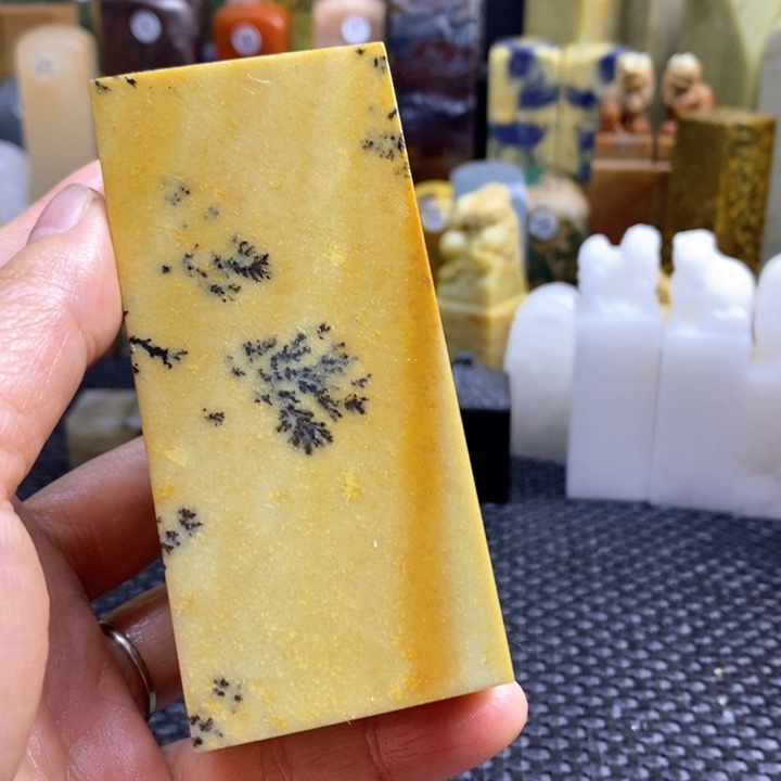 云南石老*青田石印章石