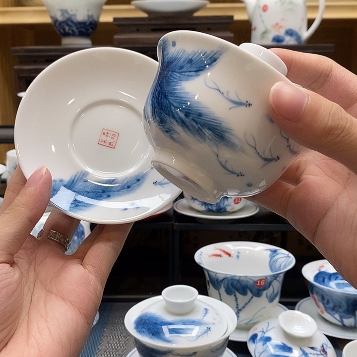 手绘孔雀小鱼盖碗150釉下彩高温瓷微瑕福利款