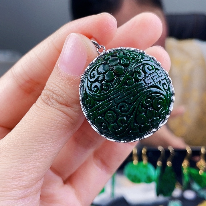 翡翠颈饰银S925镶嵌饰品