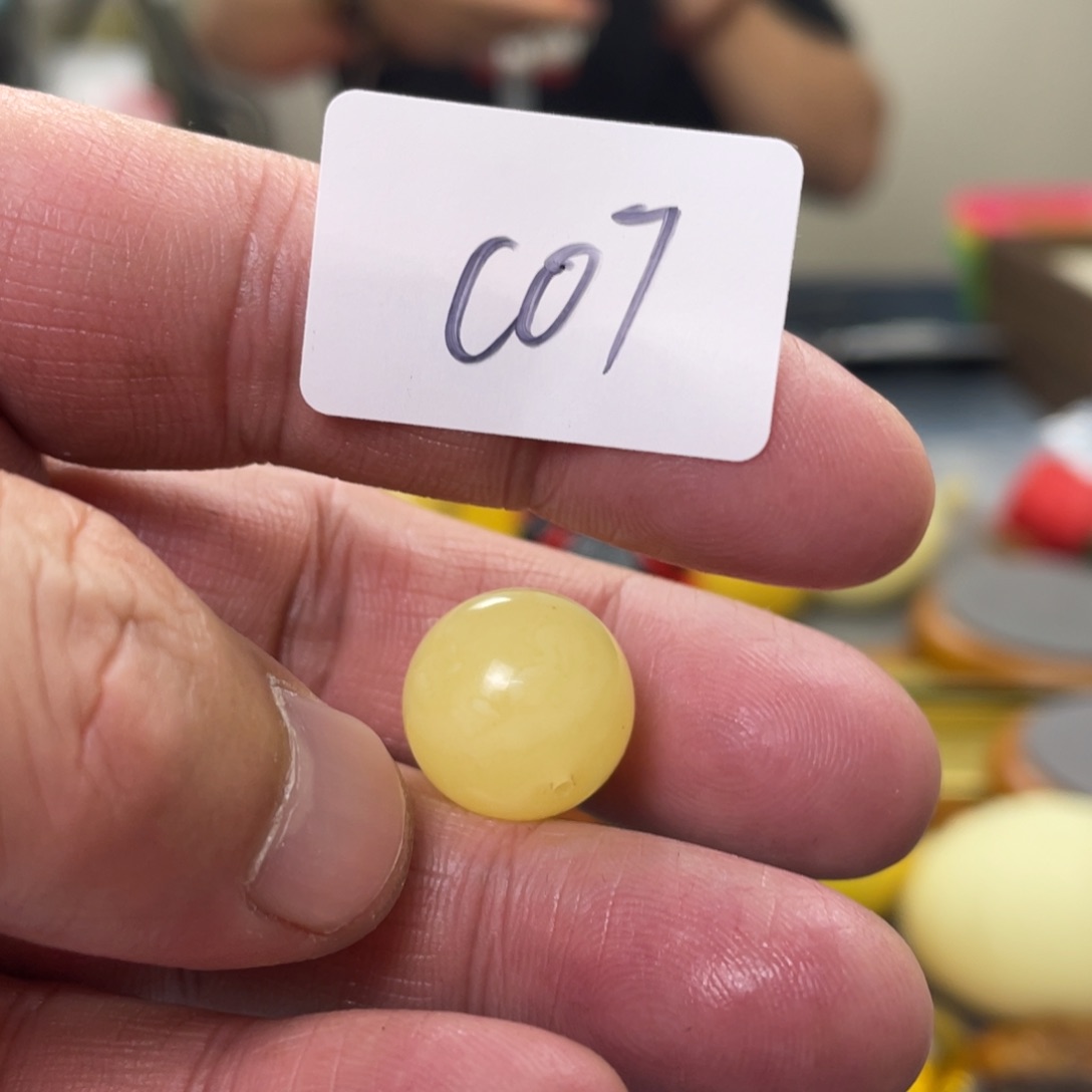 手链琥珀未镶嵌多样性发，发其中一件